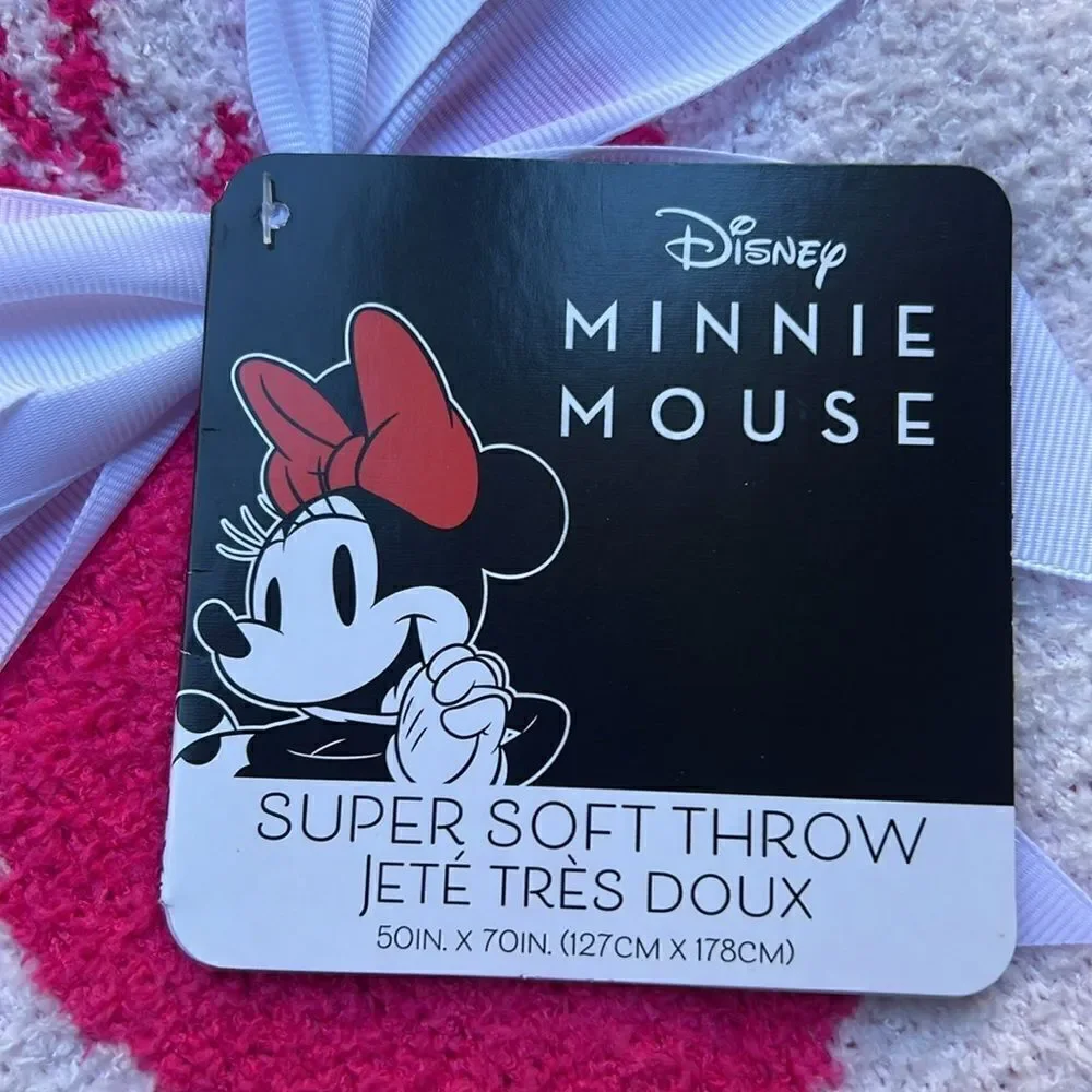 Disney Minnie Mouse Super Soft Reversible Throw in Hot Pink and White